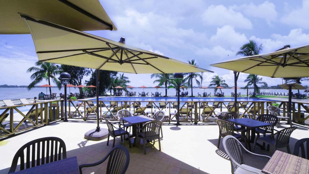 Playa Tortuga Hotel&Beach Resort Bocas Town Bagian luar foto