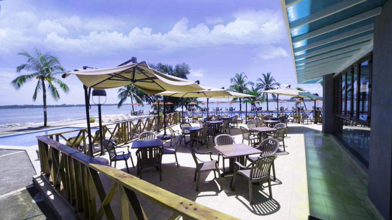 Playa Tortuga Hotel&Beach Resort Bocas Town Bagian luar foto