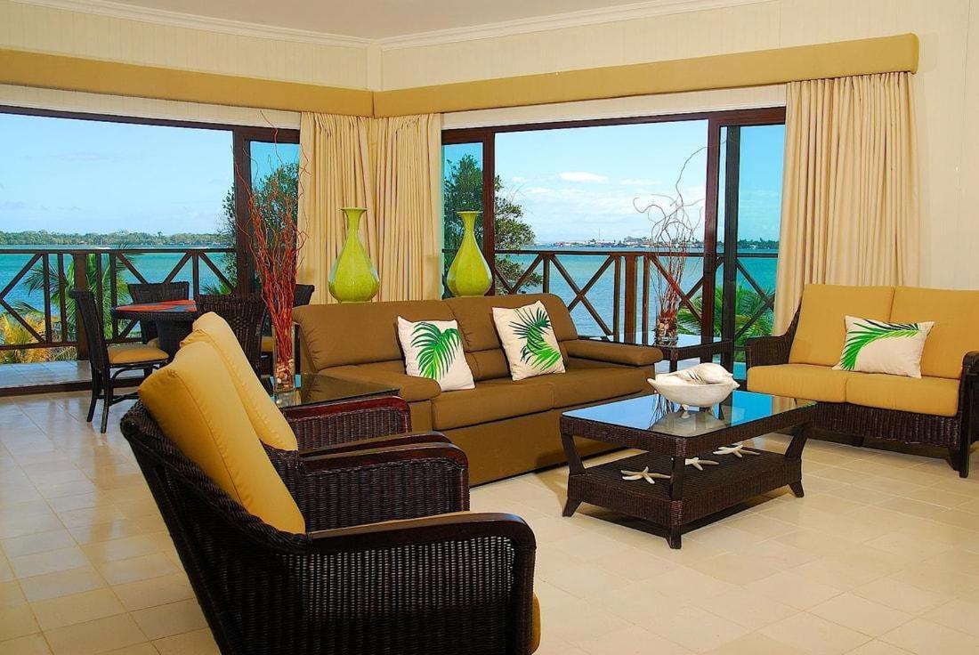 Playa Tortuga Hotel&Beach Resort Bocas Town Bagian luar foto