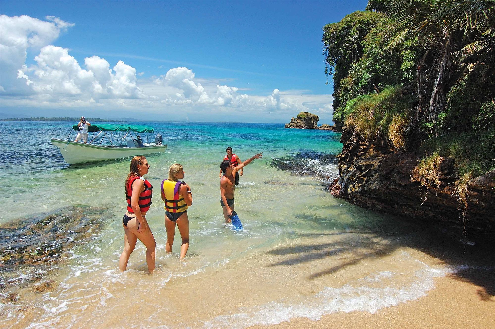 Playa Tortuga Hotel&Beach Resort Bocas Town Bagian luar foto